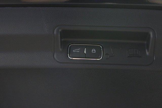 new 2025 Ford Explorer car, priced at $48,784