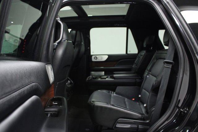 used 2021 Lincoln Navigator car, priced at $39,962
