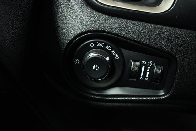 used 2015 Jeep Renegade car, priced at $9,962
