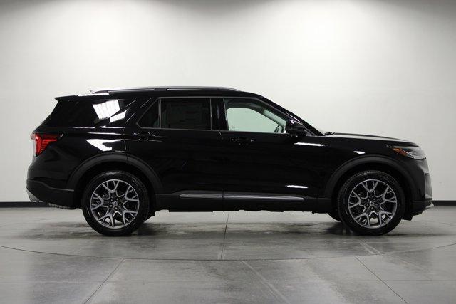 new 2025 Ford Explorer car, priced at $57,362