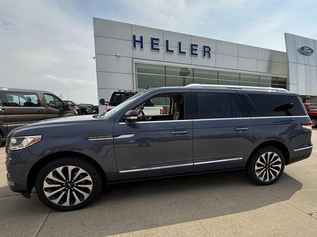 used 2023 Lincoln Navigator L car