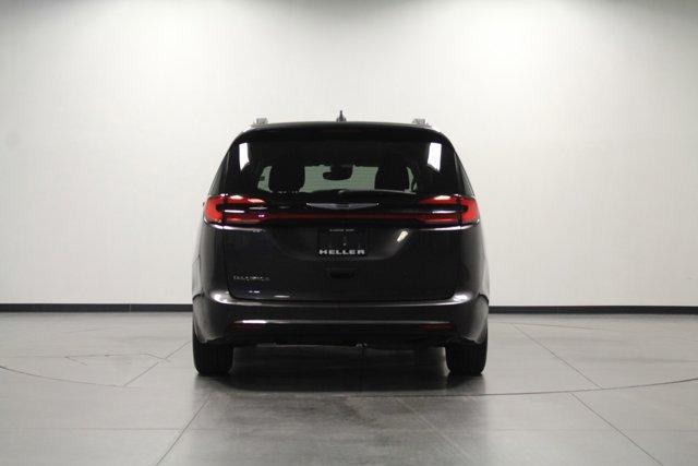 used 2022 Chrysler Pacifica car, priced at $24,462