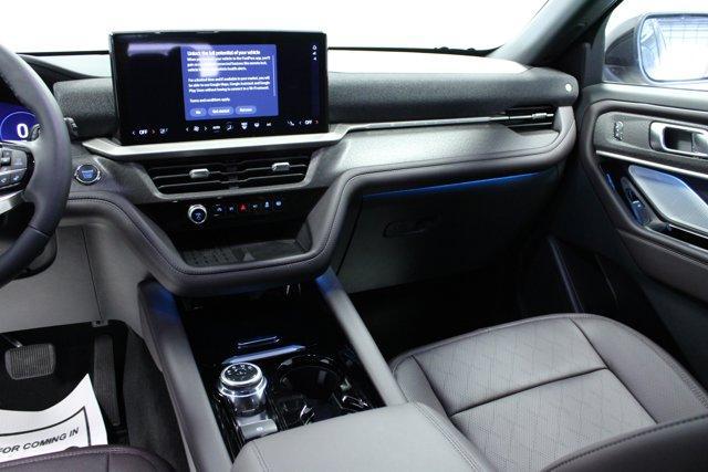 new 2025 Ford Explorer car, priced at $52,750