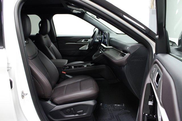 new 2025 Ford Explorer car, priced at $52,750