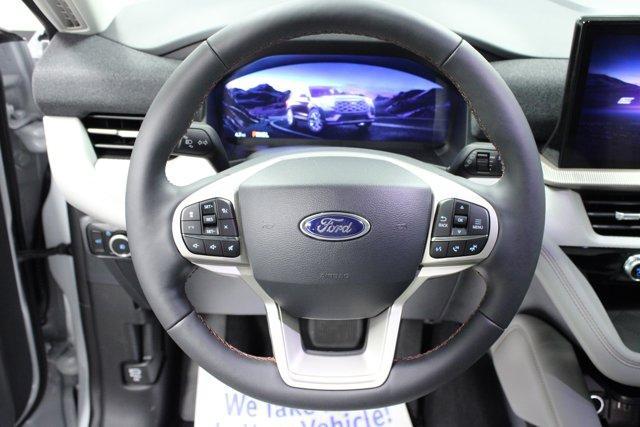 new 2025 Ford Explorer car, priced at $45,662