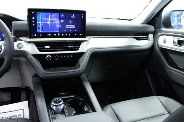 new 2025 Ford Explorer car, priced at $44,907