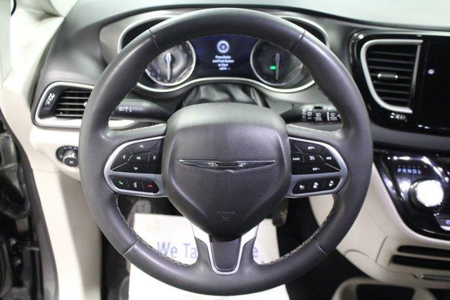 used 2022 Chrysler Pacifica car, priced at $21,962