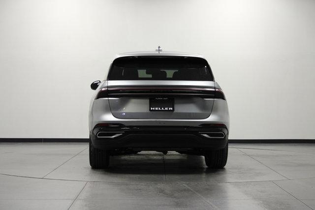 used 2024 Lincoln Nautilus car, priced at $43,962