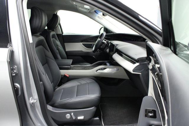 used 2024 Lincoln Nautilus car, priced at $43,962