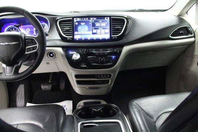 used 2022 Chrysler Pacifica car, priced at $21,962