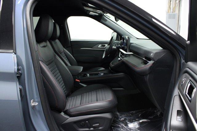 new 2025 Ford Explorer car, priced at $45,062