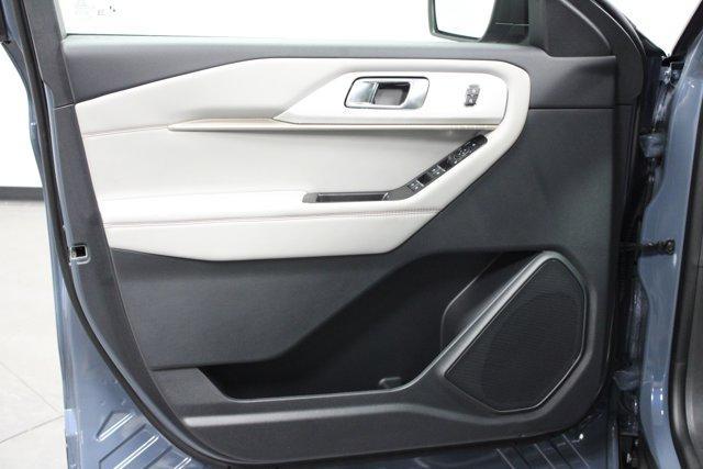 new 2025 Ford Explorer car, priced at $45,494