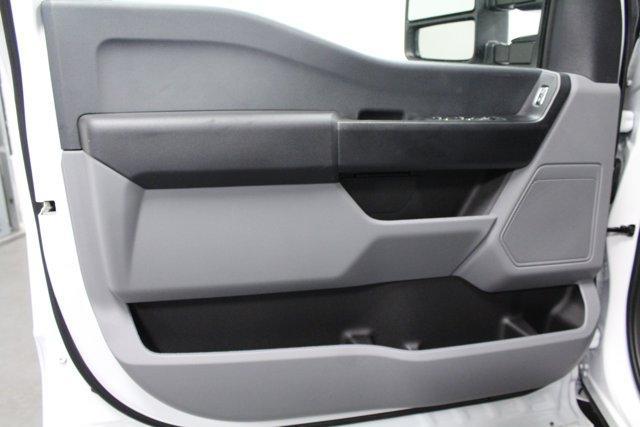 new 2025 Ford F-350 car, priced at $68,262