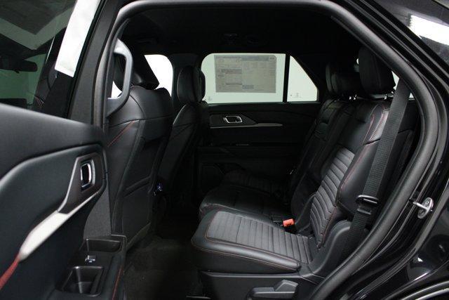 new 2025 Ford Explorer car, priced at $46,762