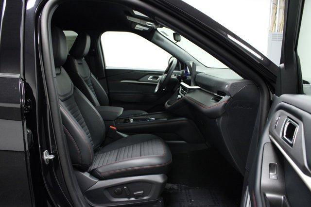 new 2025 Ford Explorer car, priced at $46,762