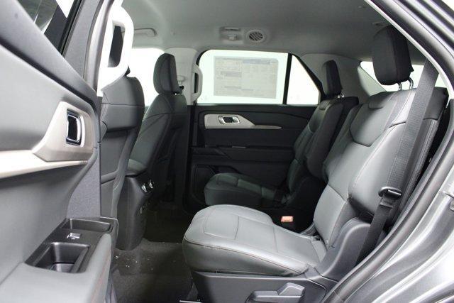 new 2025 Ford Explorer car, priced at $45,229