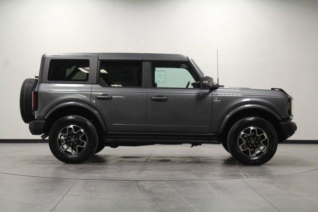 new 2024 Ford Bronco car, priced at $50,762