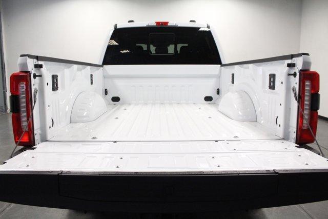 new 2025 Ford F-250 car, priced at $67,662
