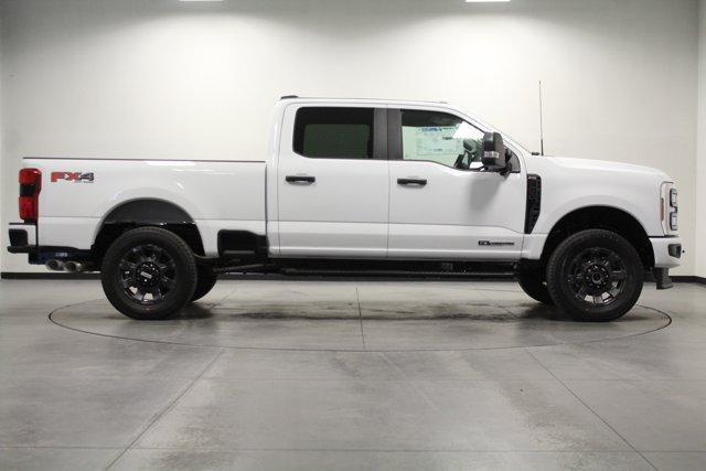 new 2025 Ford F-250 car, priced at $67,662