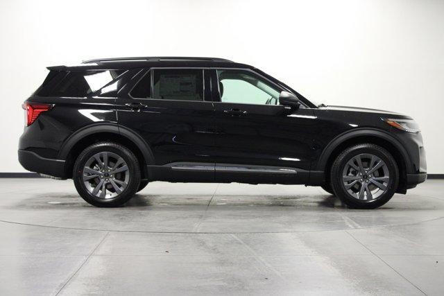 new 2025 Ford Explorer car, priced at $45,050