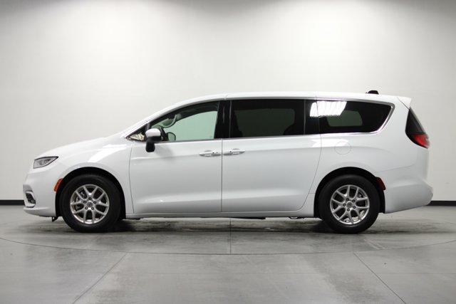 used 2023 Chrysler Pacifica car, priced at $24,962
