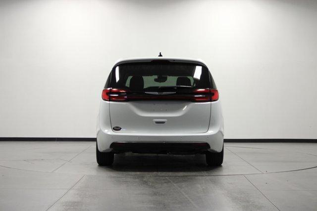 used 2023 Chrysler Pacifica car, priced at $24,962