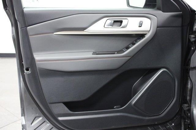 new 2025 Ford Explorer car, priced at $44,863