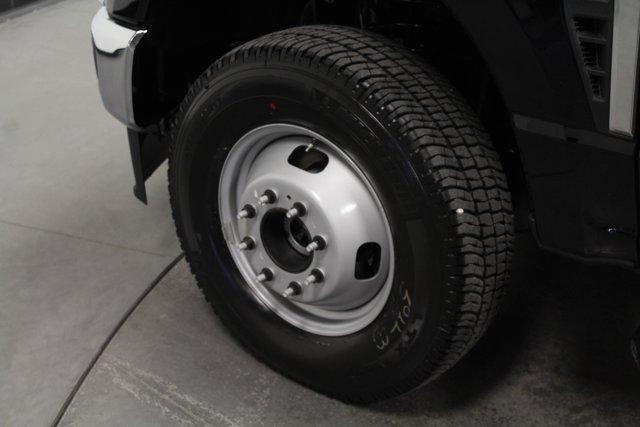 new 2025 Ford F-350 car, priced at $66,762