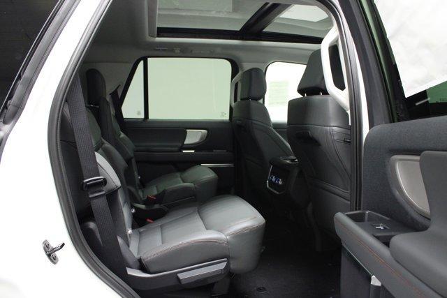 new 2025 Ford Expedition car, priced at $71,562