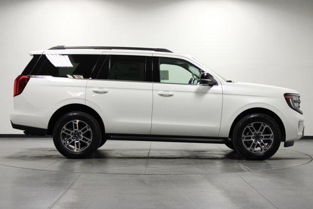 new 2025 Ford Expedition car, priced at $71,562