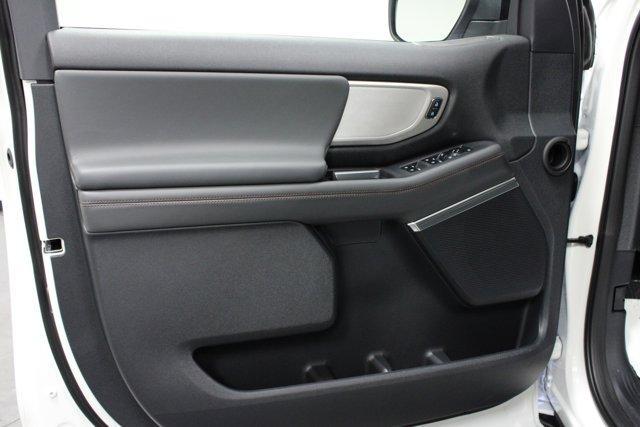 new 2025 Ford Expedition car, priced at $71,562