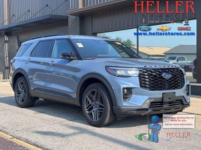 used 2025 Ford Explorer car