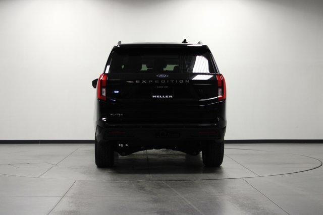 used 2025 Ford Expedition car, priced at $69,962