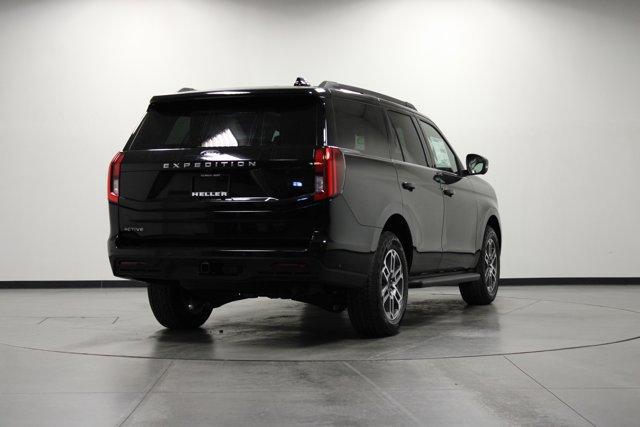 used 2025 Ford Expedition car, priced at $69,962