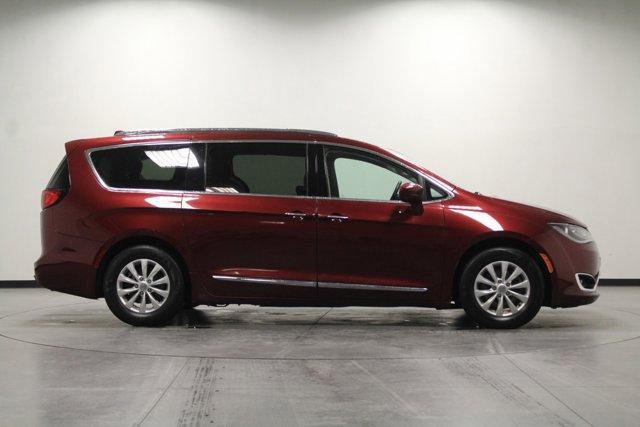 used 2018 Chrysler Pacifica car, priced at $15,962