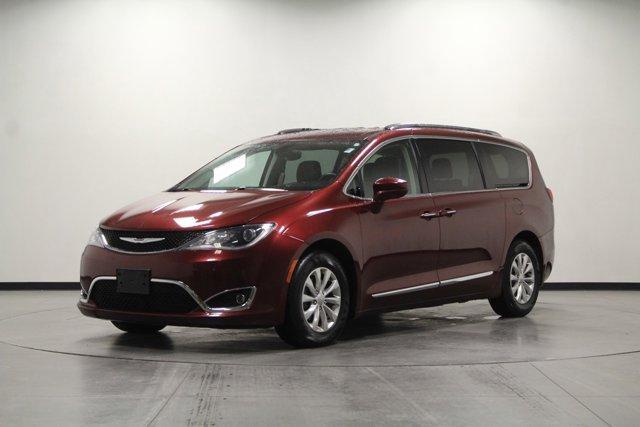 used 2018 Chrysler Pacifica car, priced at $15,962