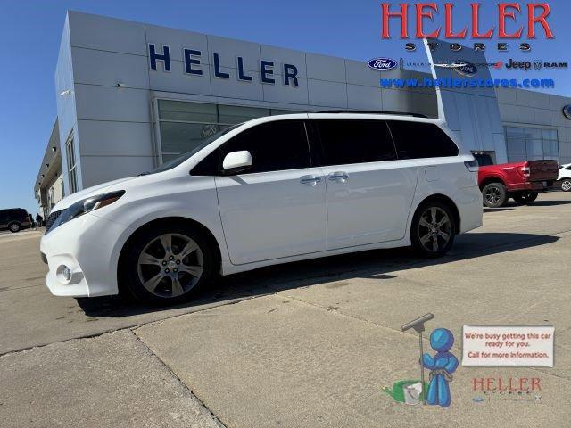 used 2015 Toyota Sienna car, priced at $18,462