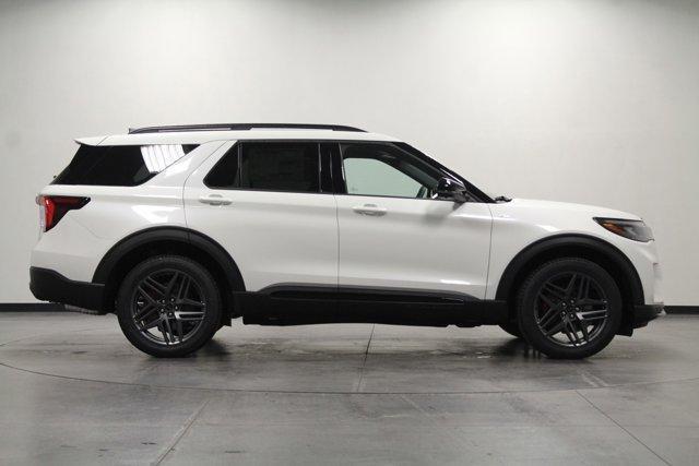 new 2025 Ford Explorer car, priced at $51,162