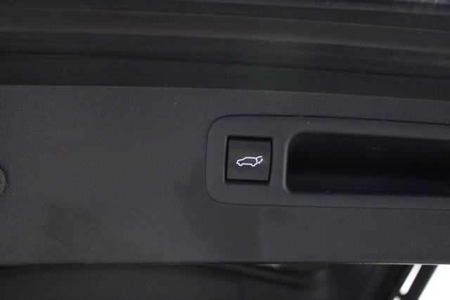 used 2021 Toyota Highlander car, priced at $35,962