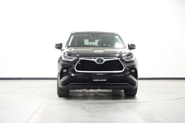 used 2021 Toyota Highlander car, priced at $35,962