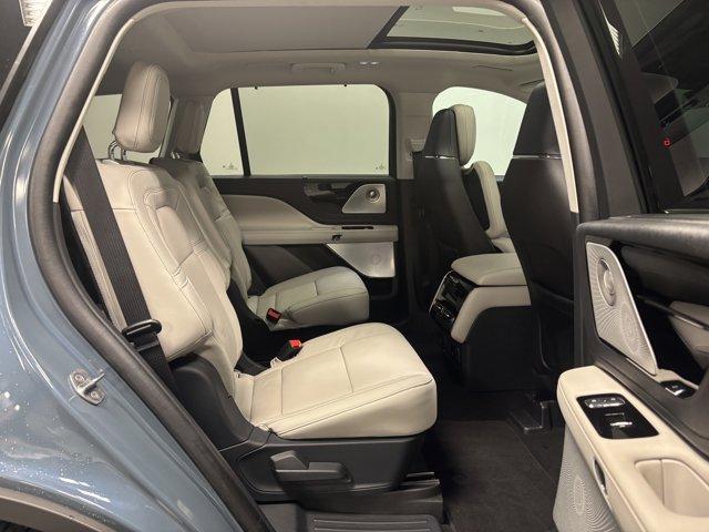 used 2025 Lincoln Aviator car