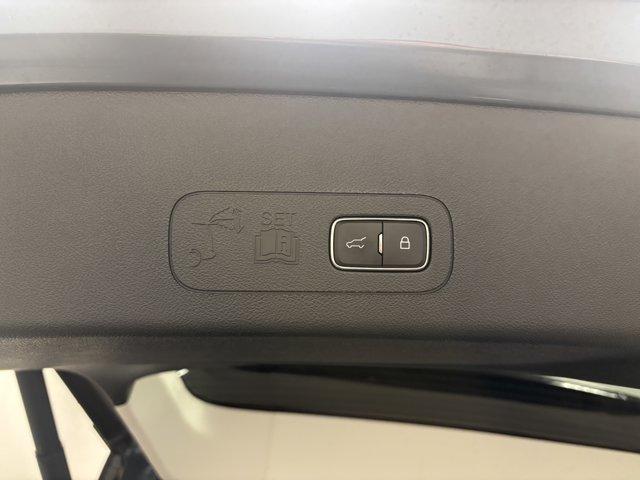 used 2025 Lincoln Aviator car