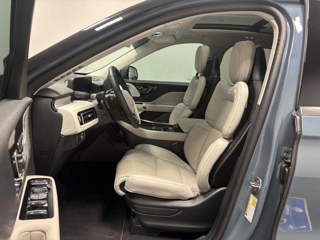 used 2025 Lincoln Aviator car