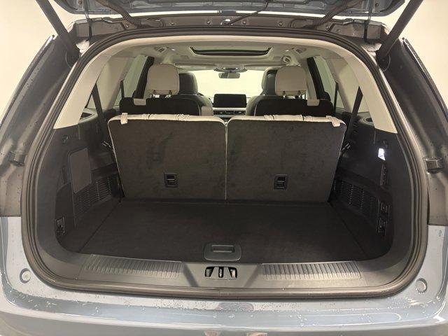 used 2025 Lincoln Aviator car