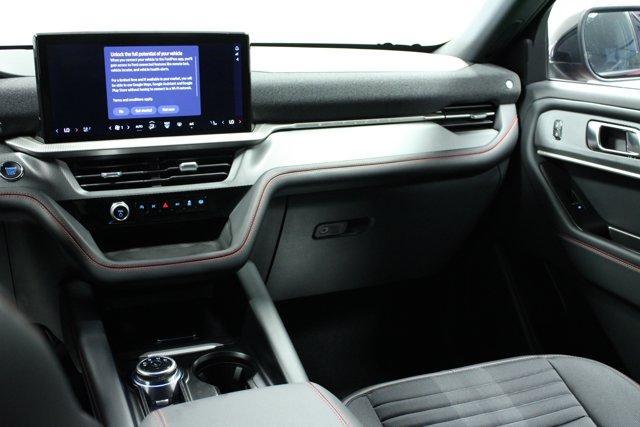 new 2025 Ford Explorer car, priced at $48,962