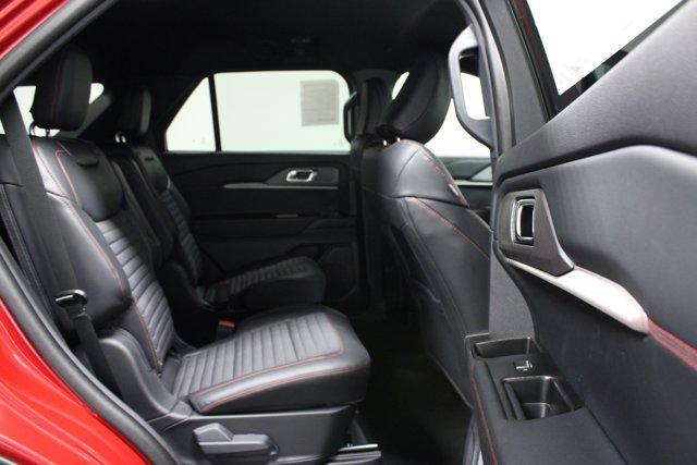 new 2025 Ford Explorer car, priced at $48,962