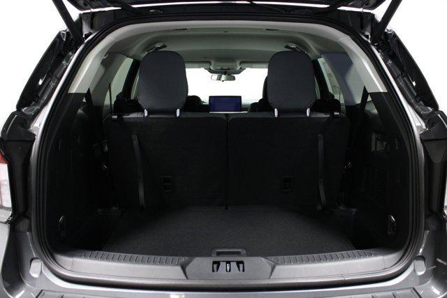 new 2025 Ford Explorer car, priced at $40,738