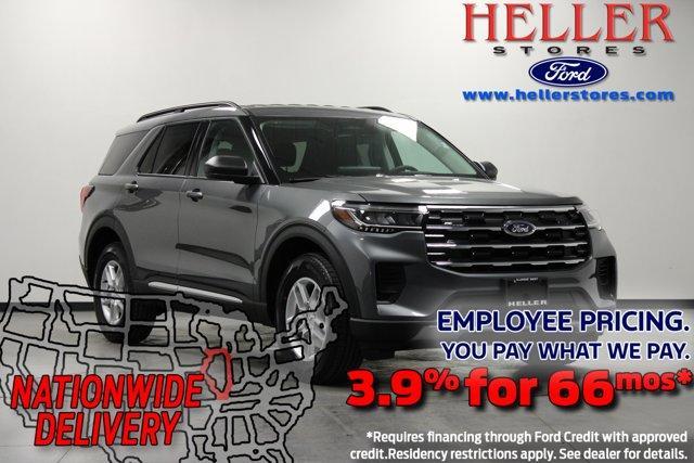 new 2025 Ford Explorer car, priced at $40,738