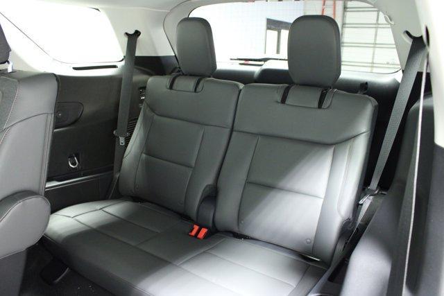 new 2025 Ford Explorer car, priced at $47,284