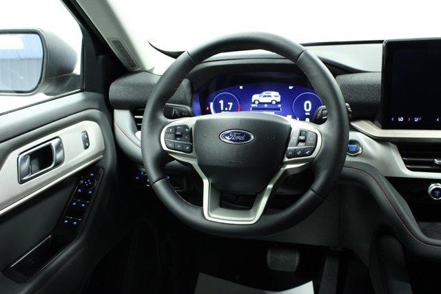 new 2025 Ford Explorer car, priced at $47,284